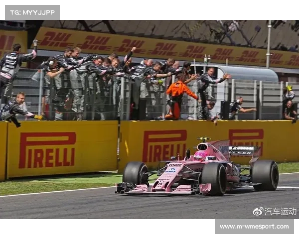 维斯塔潘拉斯维加斯领跑至爆胎，汉密尔顿重启后逆袭夺冠